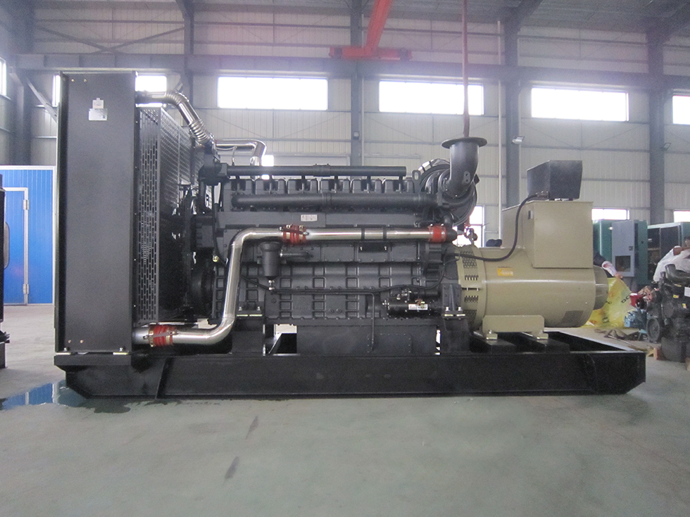 SC33W990D2上柴股份700KW柴油發(fā)電機(jī)組報(bào)價(jià)