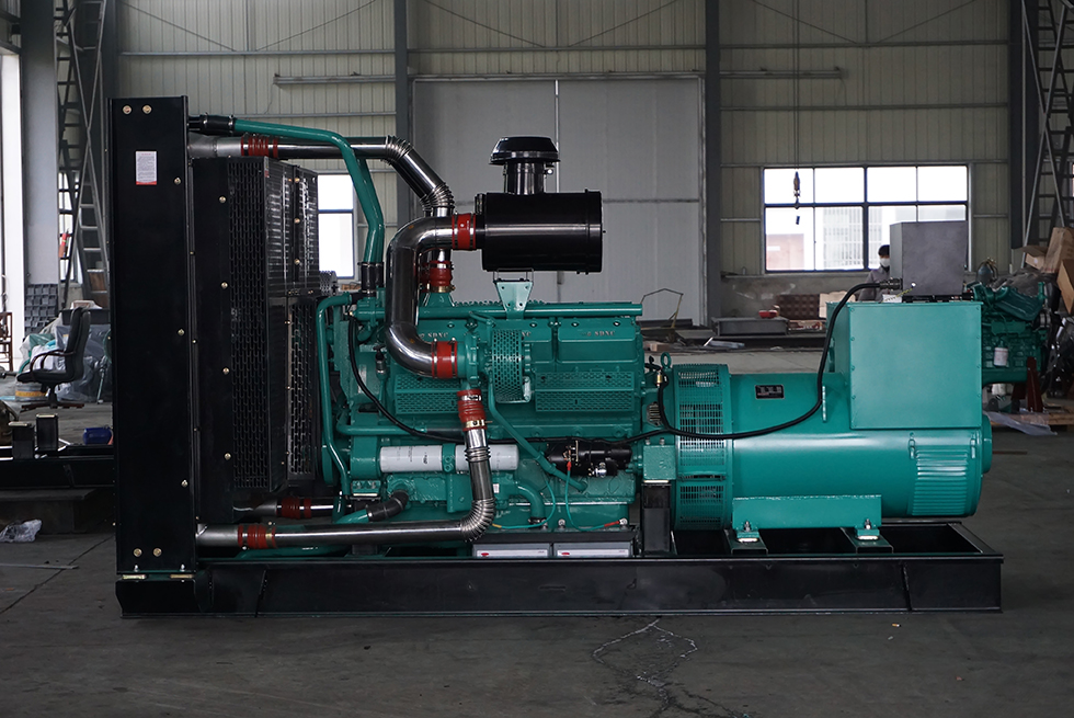 SD12V135AZD申動300KW柴油發(fā)電機(jī)組報價