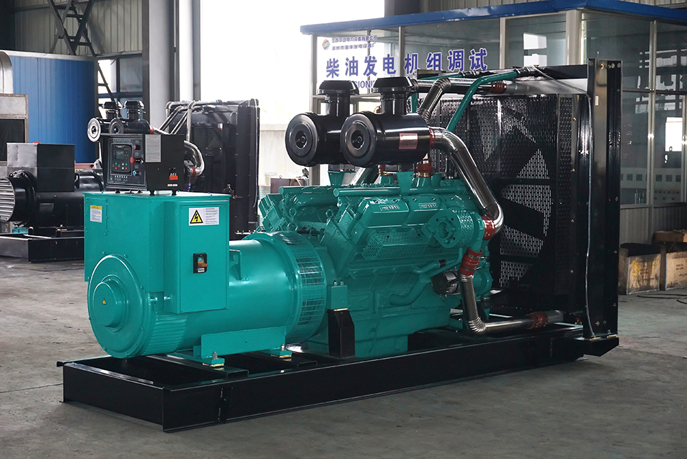SD12V135AZD申動300KW柴油發(fā)電機(jī)組報價