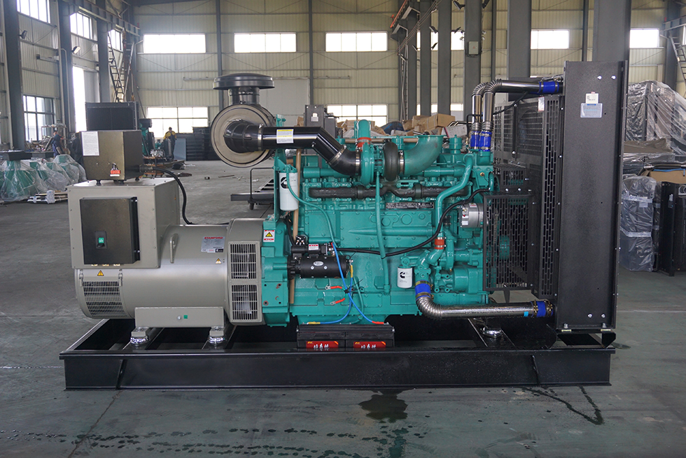 KTA19-G4重慶康明斯動力配套500KW柴油發(fā)電機(jī)組報價