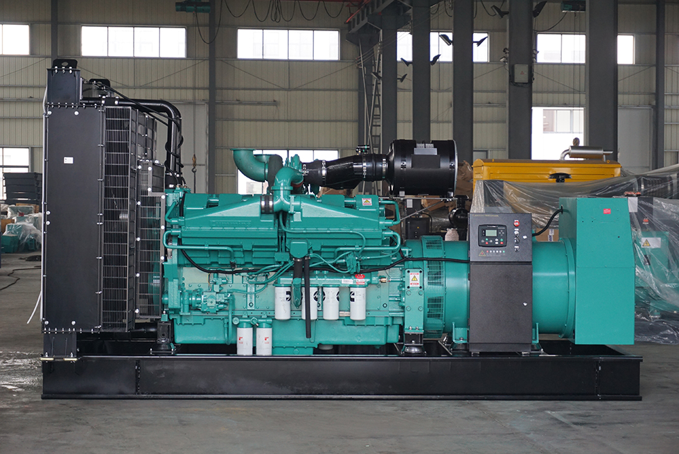 KTA38-G5重慶康明900KW柴油發(fā)電機組報價