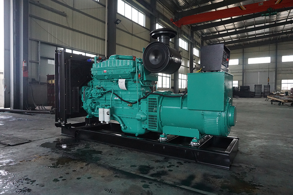 NTA855-G1B重慶康明斯動(dòng)力配套300KW柴油發(fā)電機(jī)組報(bào)價(jià)