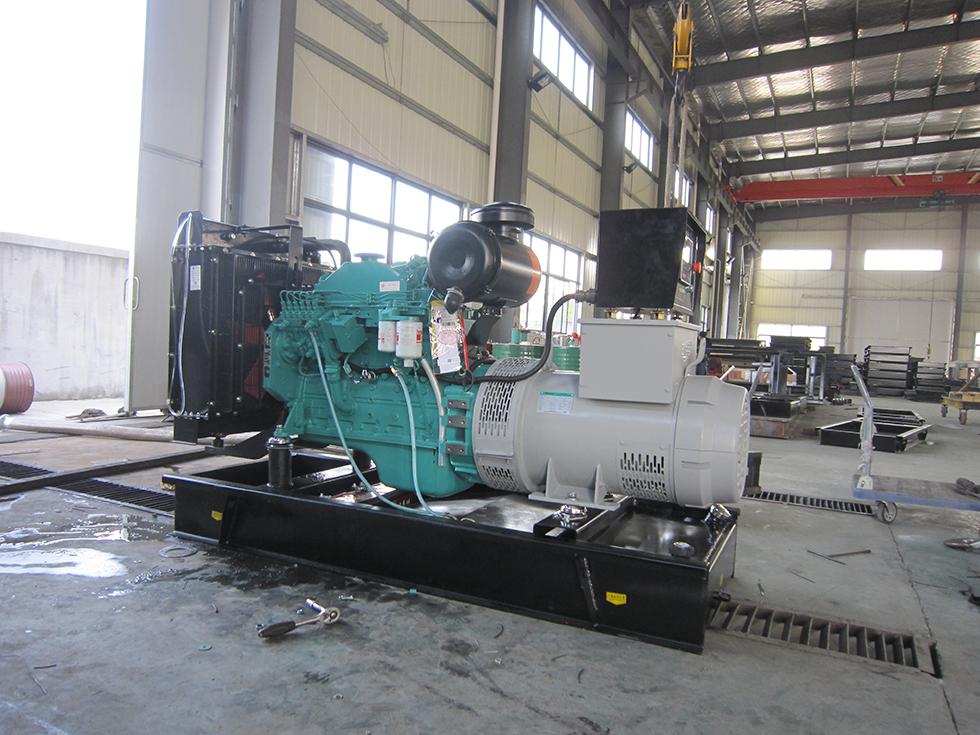 6BTA5.9-G2東風康明斯動力配套100KW柴油發電機組報價