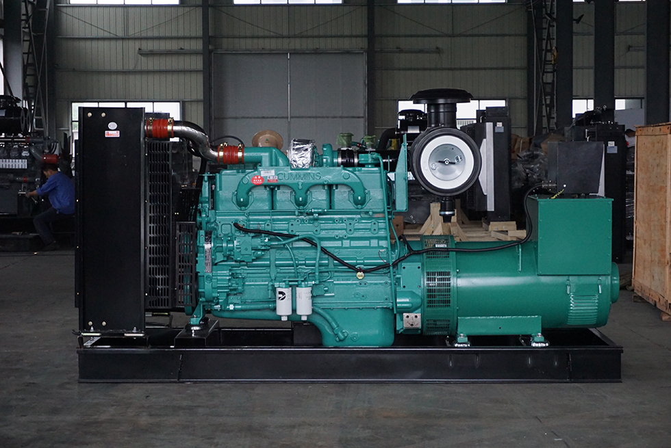 NTAA855-G7重慶康明斯動力配套350KW柴油發(fā)電機組報價