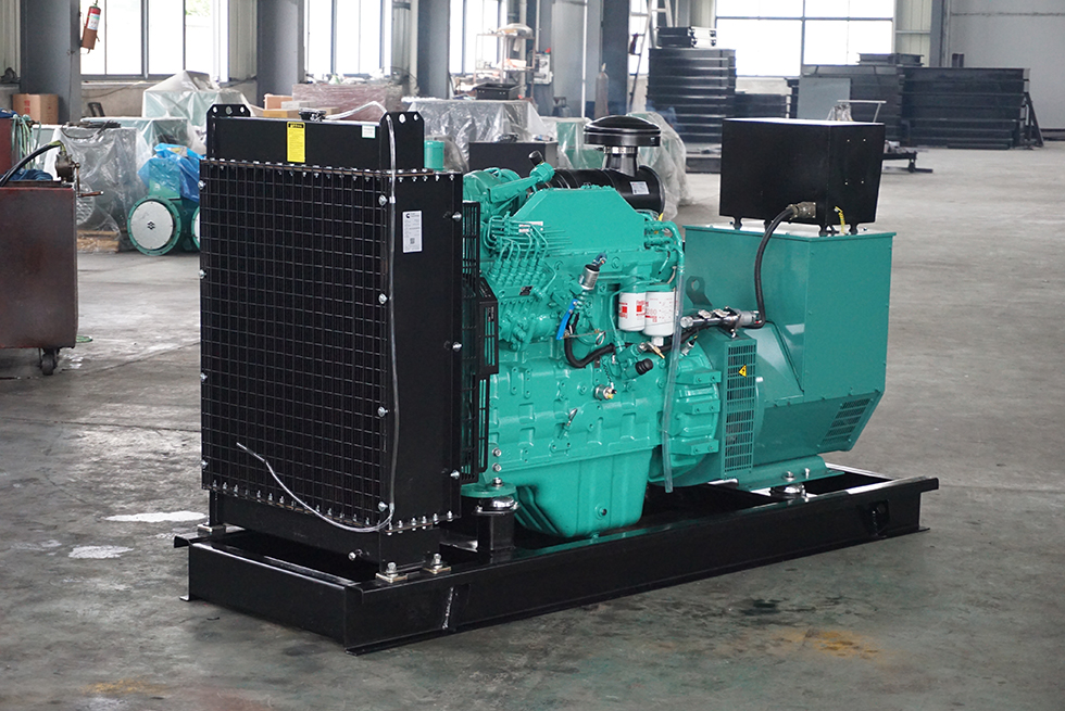 6CTA8.3-G1東風康明斯動力配套150KW柴油發(fā)電機組報價