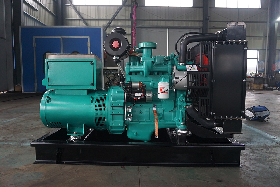 4B3.9-G1東風康明斯動力配套20KW柴油發電機組報價