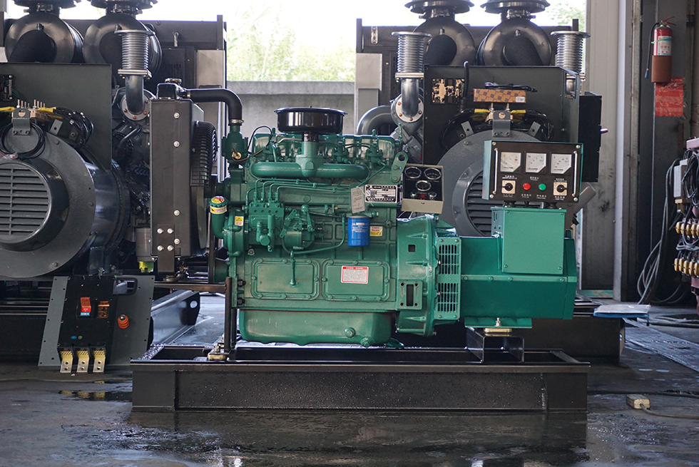 K4100D濰柴30KW柴油發(fā)電機組報價